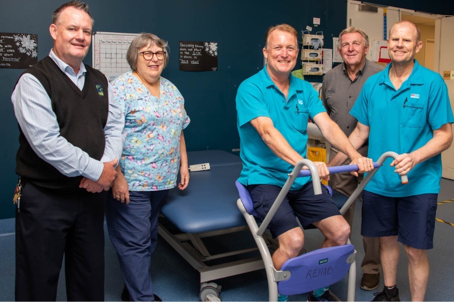 Featured image for “The Park Beach Bowling Club is extremely happy to continue our partnership with the Coffs Harbour Health Campus’ Rehabilitation/Stroke Unit. We understand and know the importance of the equipment that has been purchased are we are very proud to be involved to help the community in our small way.”