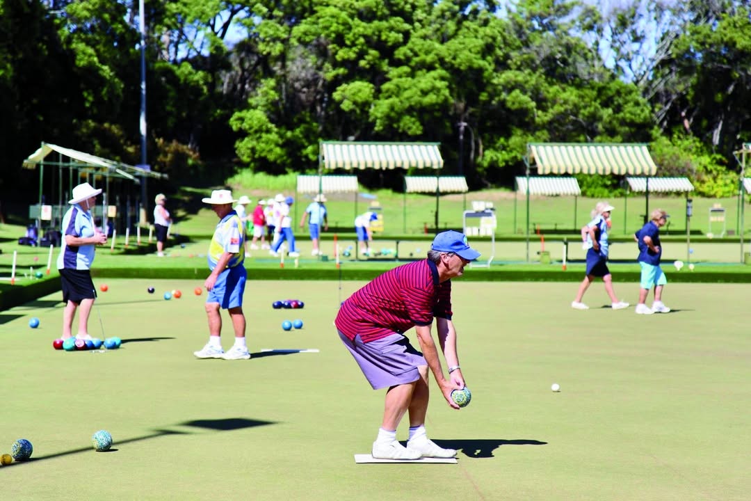 Featured image for “Learn to Play Bowls at Park Beach Bowls Club”